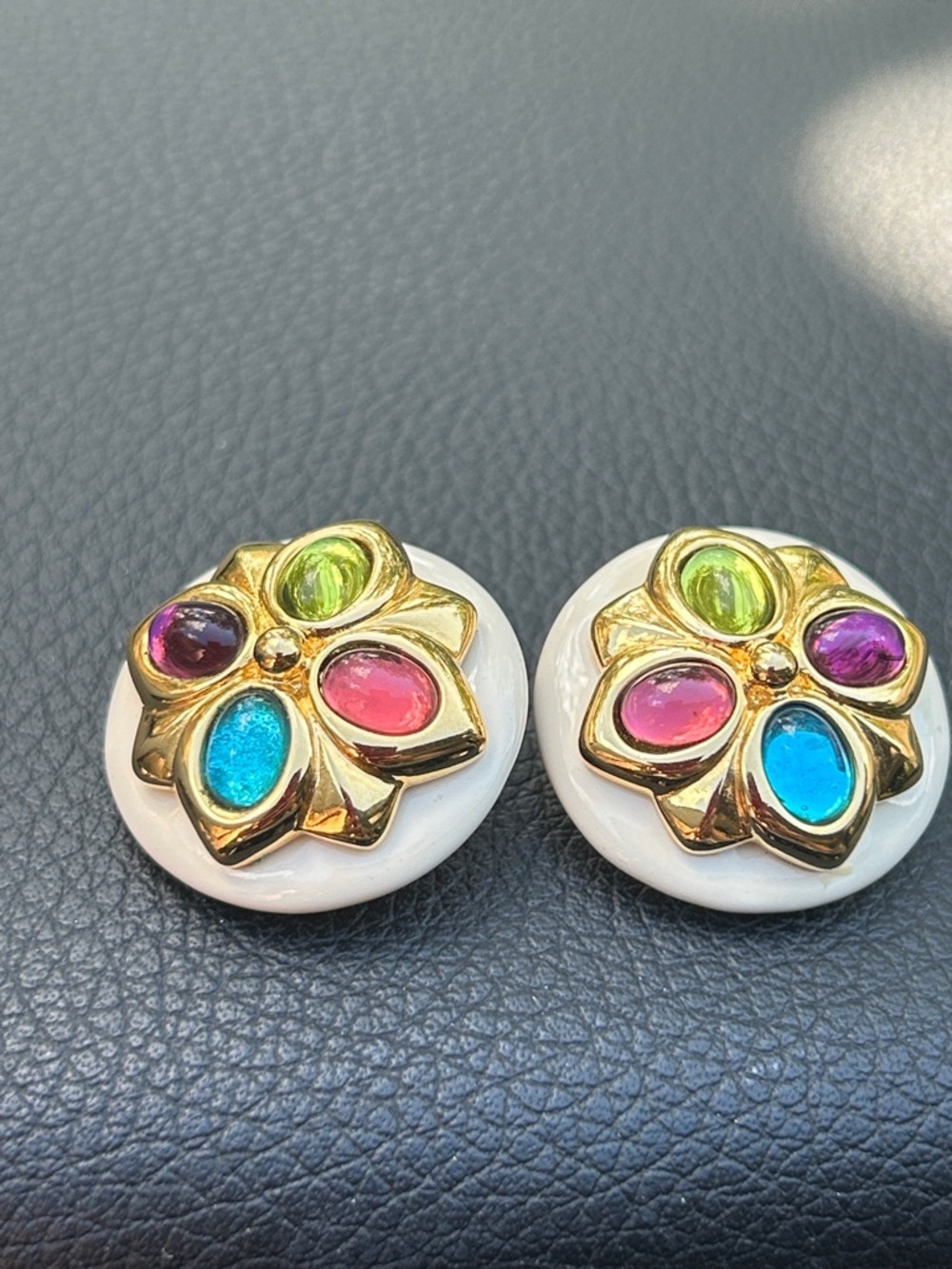 Joan Rivers Cabochon Multicolor Enamel Gold Clip Ons - Picture 3 of 4
